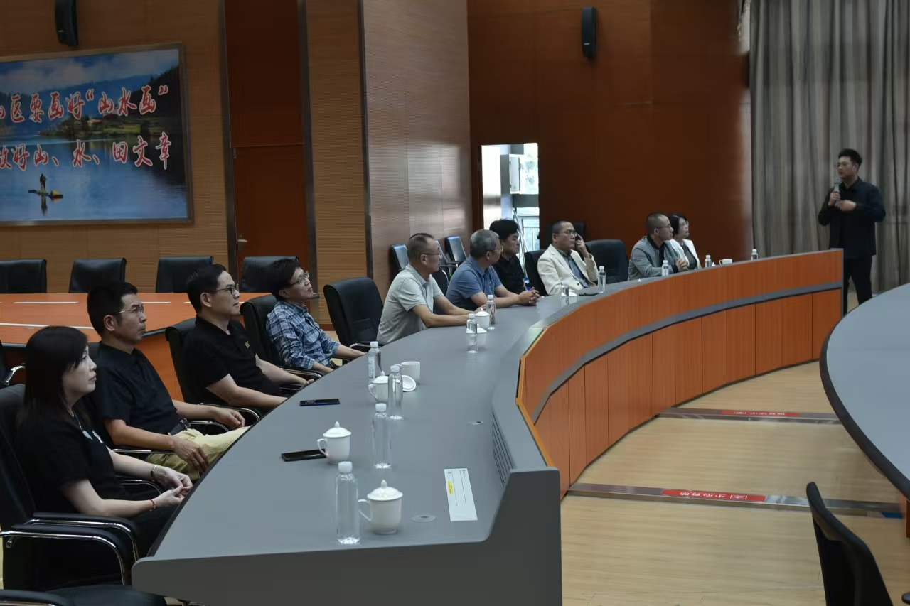 南安市人大常委會考察組至福建金森 考察交流